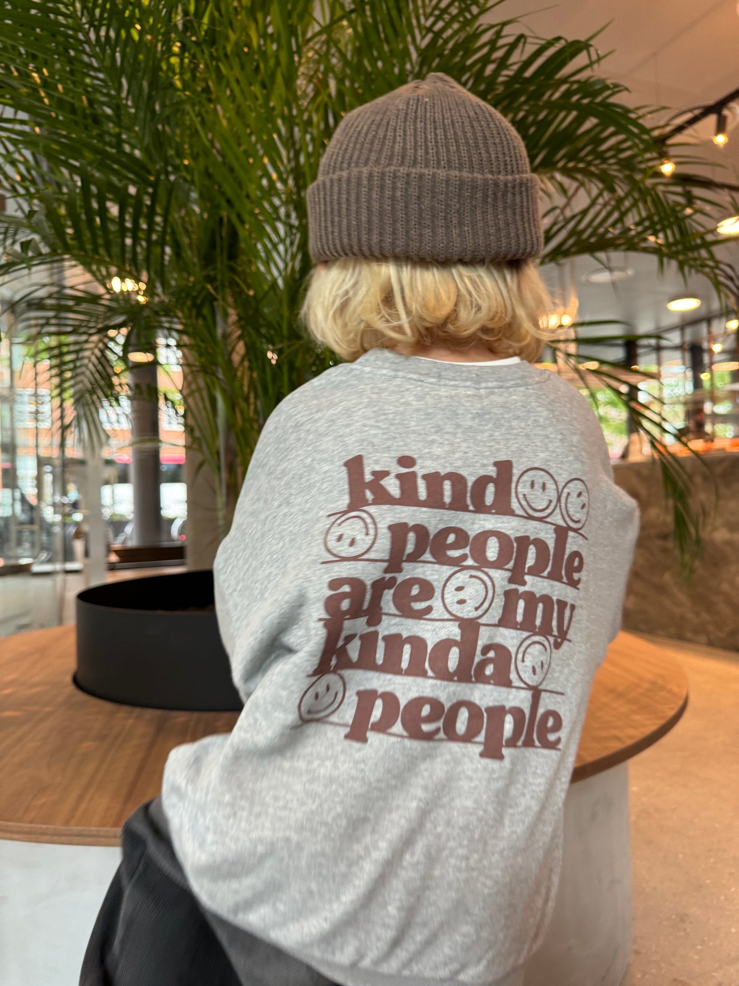 Kind People Sweatshirt Brown