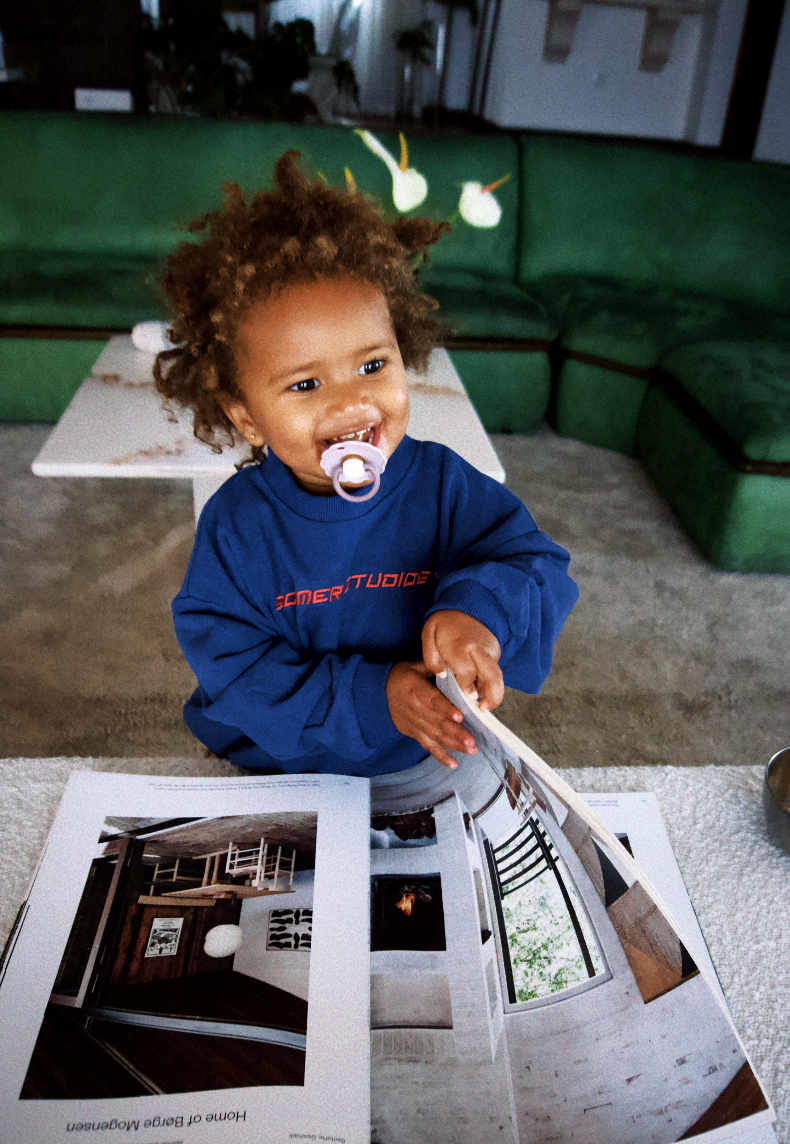 Logo Sweatshirt NAVY