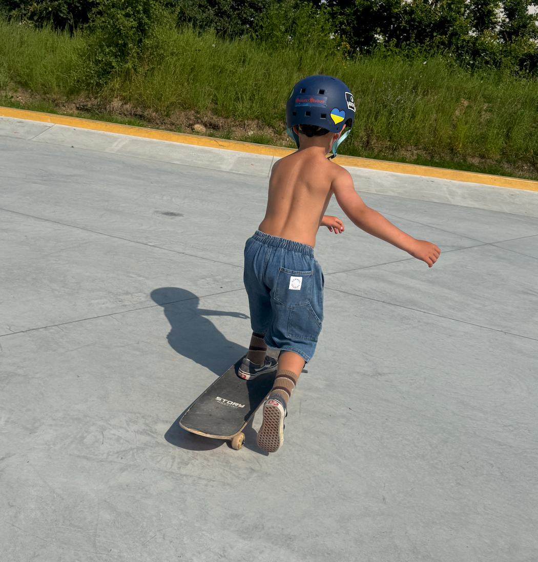 Skater denim shorts